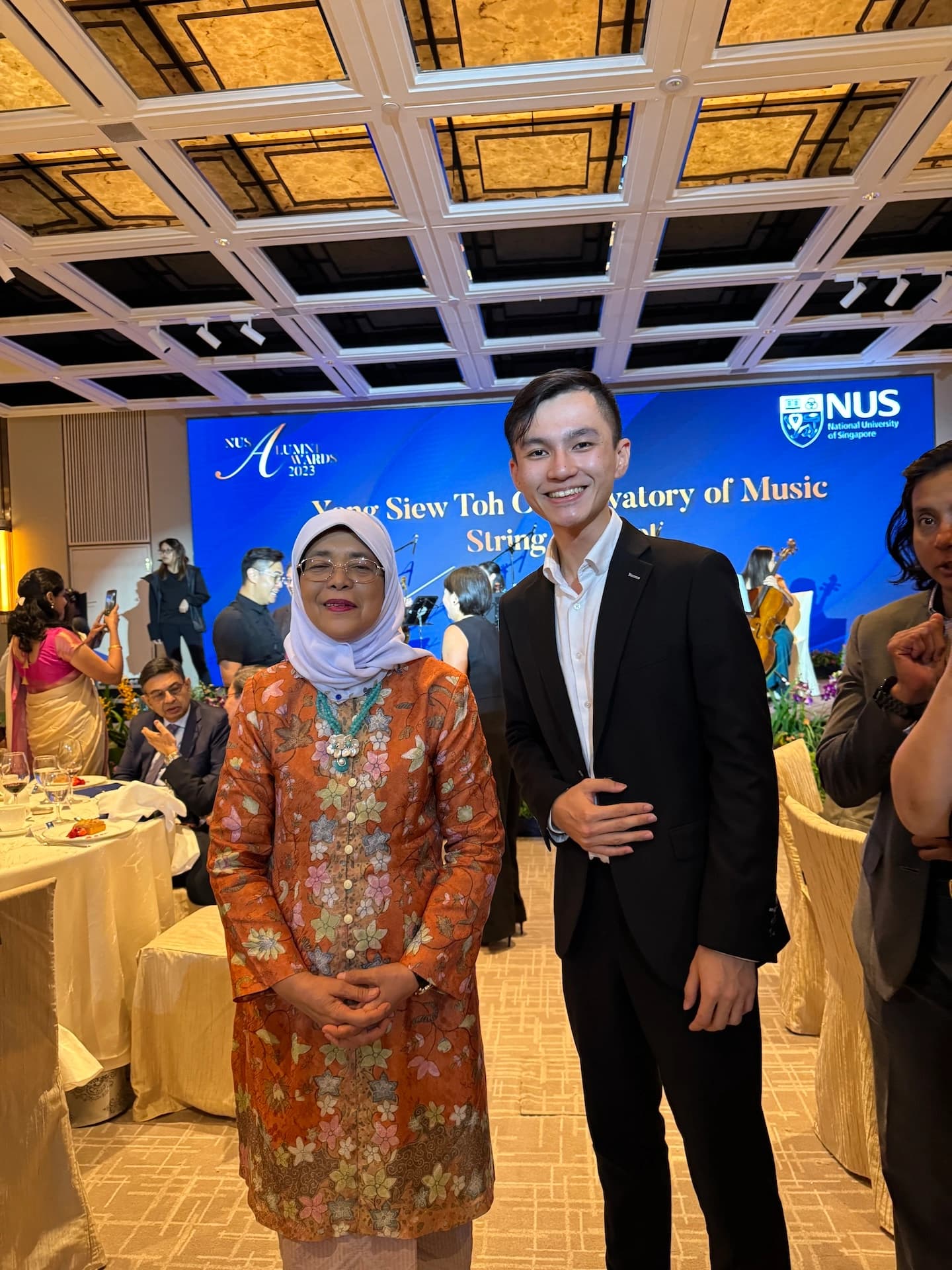 Met Halimah Yacob at NUS Alumni Awards 2023